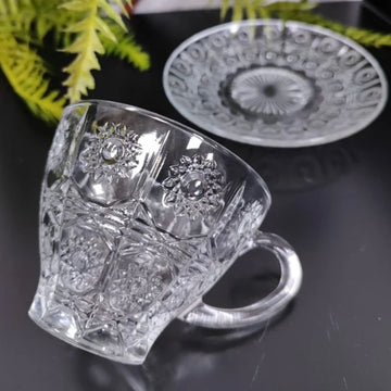 Set 6 Cești Sticla Bohemia cu Farfurioare – Model Premium cu Motive Decorative