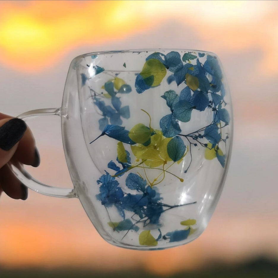 Set 4 cesti cafea din sticla termorezistenta cu pereti dubli, model flori uscate 250 ml