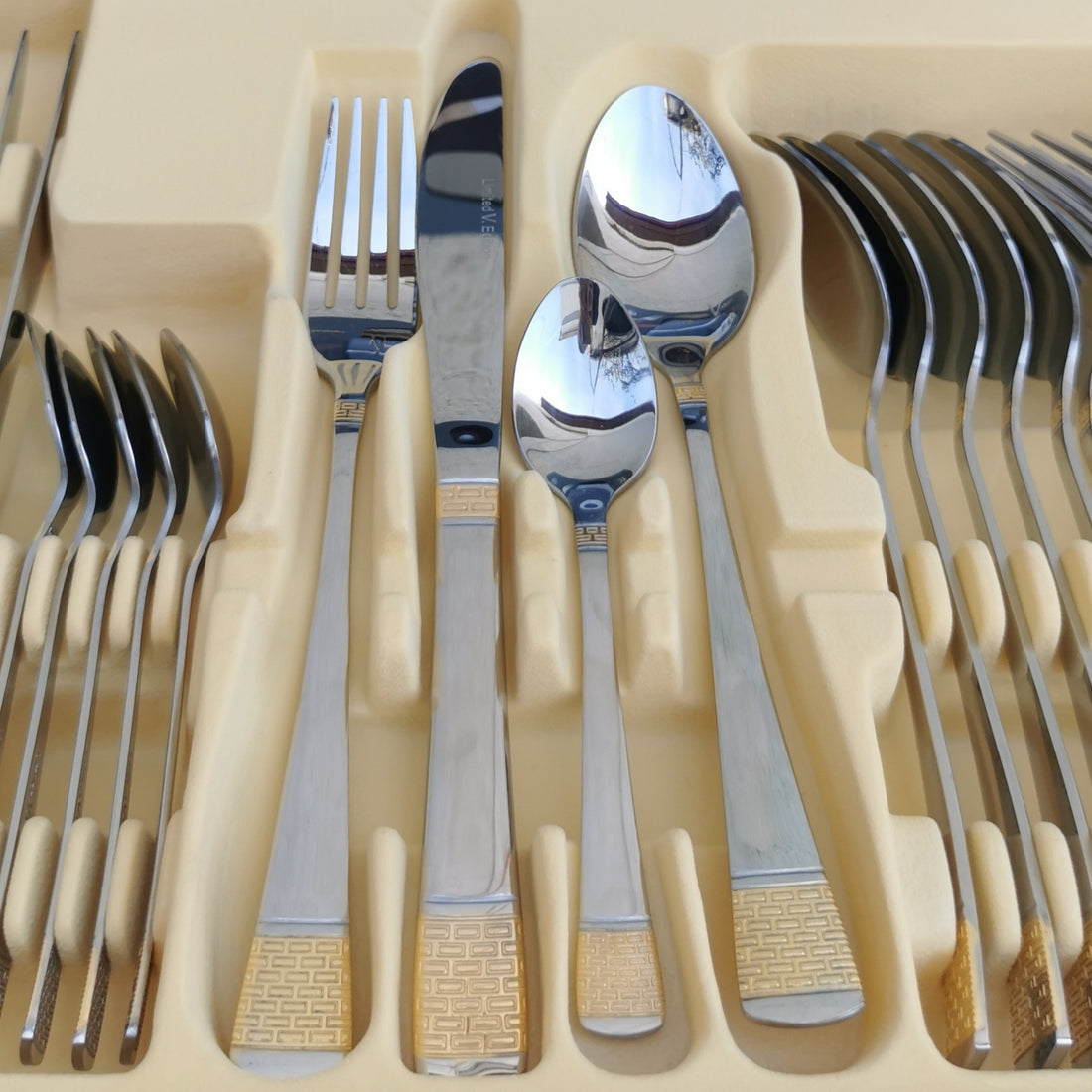 Set tacamuri inox 72 piese 12 persoane Bachmayer BM-7884