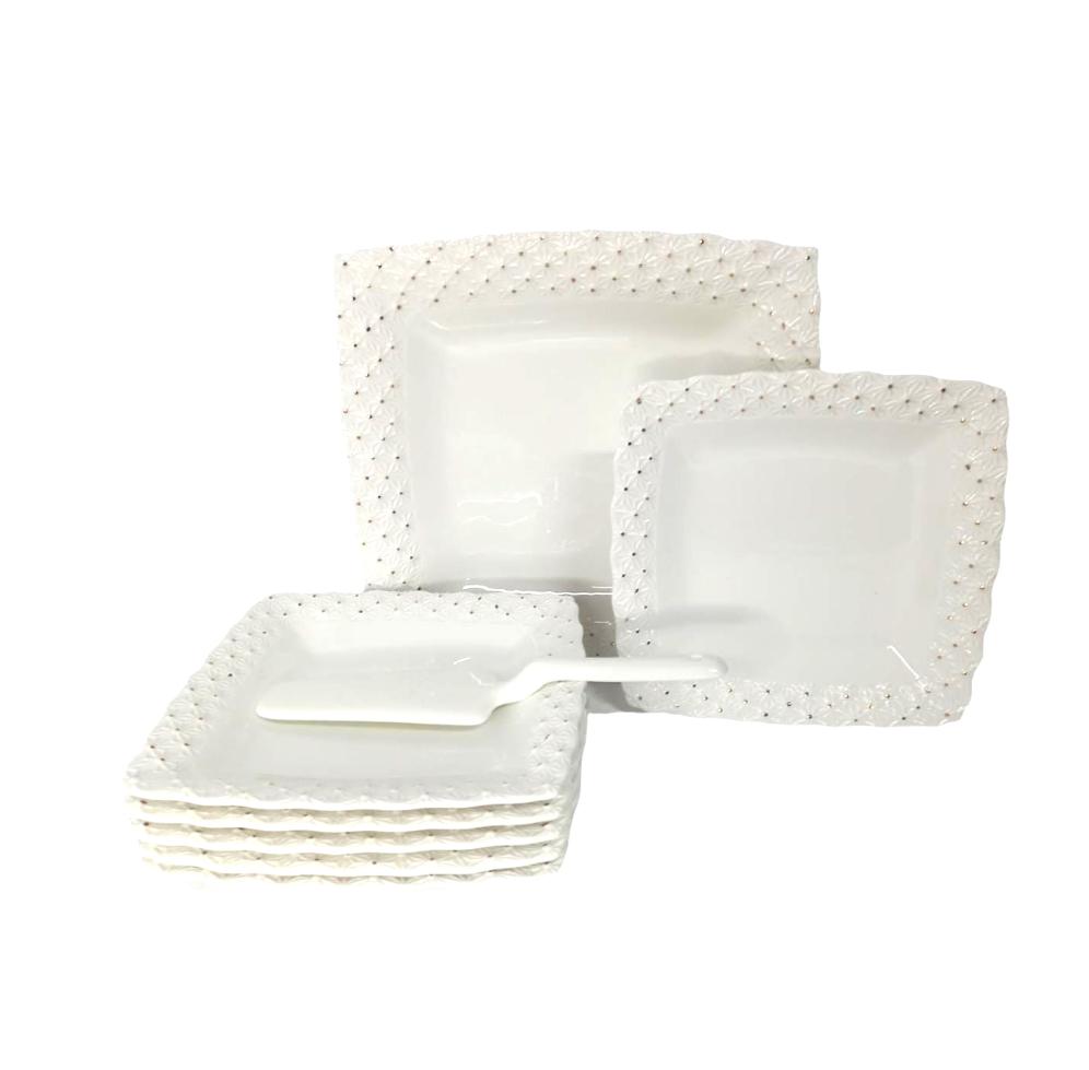 Set tort Malooki, 8 piese, alb cu forme în relief